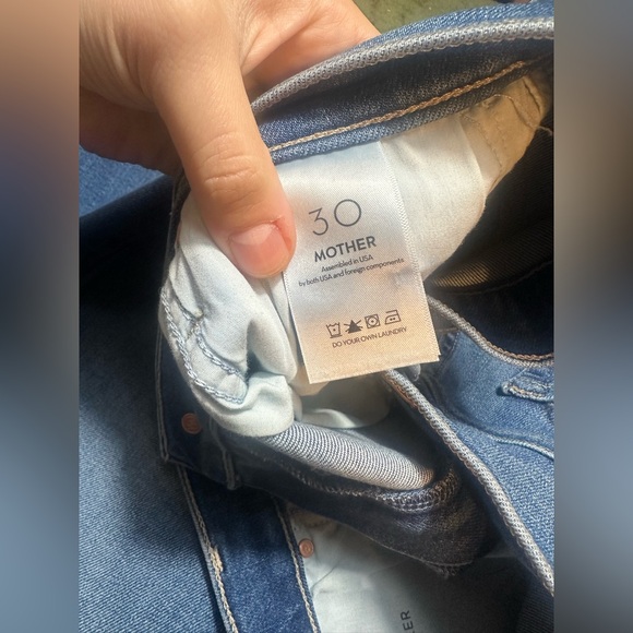 Mother Mid Rise Rambler Jean - Picture 5 of 10